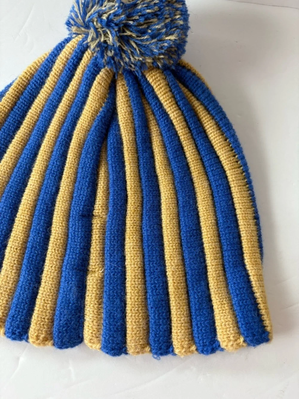 NWOT Free People FP Movement Alpine Pom Beanie